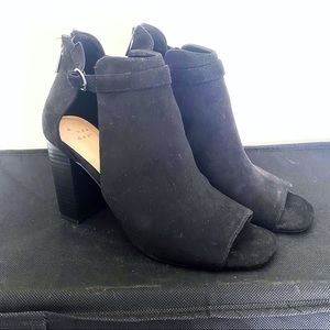 A New Day Black Heels